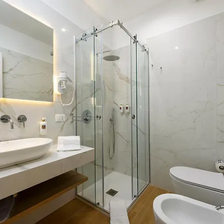 Hotel Andromeda 3*