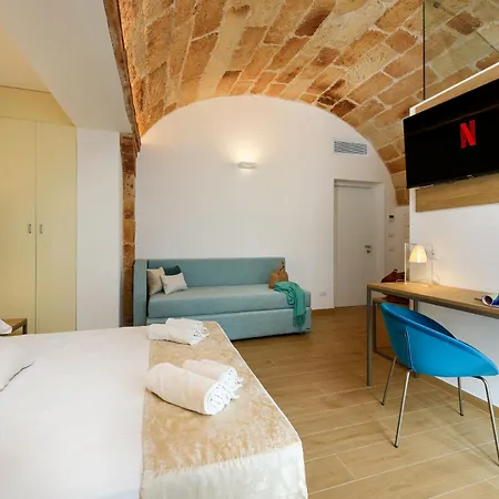 Otel Andromeda